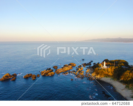 Wakayama Prefecture, Honshu's southernmost land "Shiomisaki" 64712088