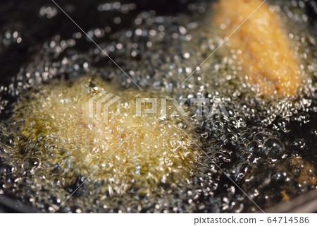 Fried food  64714586