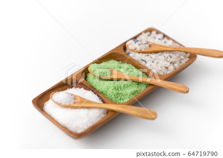 sea salt and spoons on wooden tray sea salt and spoons on wooden tray 64719790