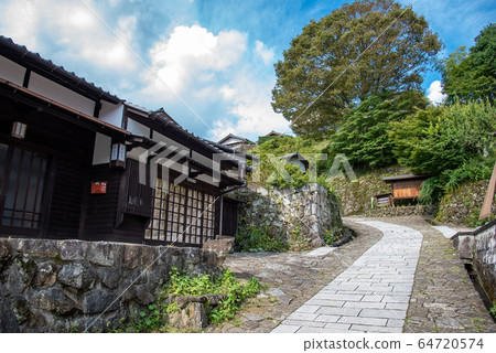 岐阜縣中津川市馬久宿坡老民居 64720574