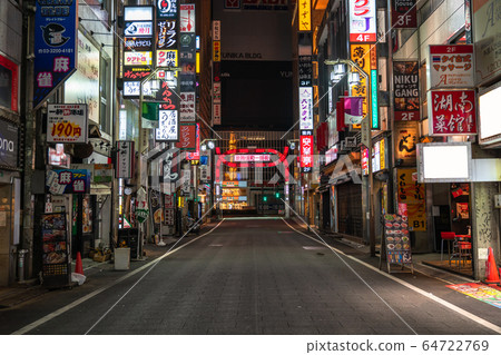 <Tokyo> Kabukicho, where the people disappeared, Tokyo in a self-restraining mood 64722769