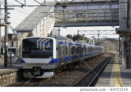 東北幹線E531系列從高aku站出發（中等列車運行） 64723234