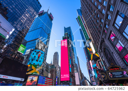 "New York" Times Square, the center of the world "New York" Times Square, the center of the world 64725962
