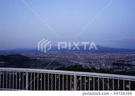 岩間天文台的日出之景 岩間天文台的日出之景 64726399