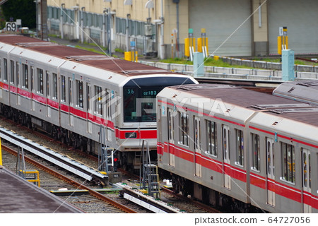 東京地鐵中野倉庫的場景 東京地鐵中野倉庫的場景 64727056