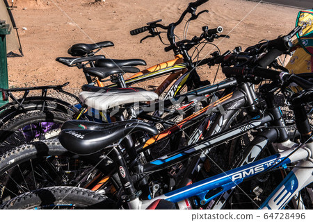 Travel scenery Moroccan bicycle shop 64728496