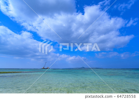 View from the beach near Churaumi Aquarium, Okinawa 64728558