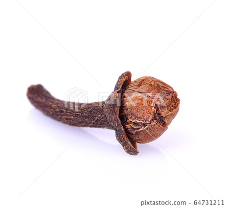 Cloves (flower buds of Syzygium aromaticum). Clipping paths, shadow separated 64731211