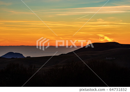 Lessinia plateau and Padan plain at sunset - Veneto Italy 64731832
