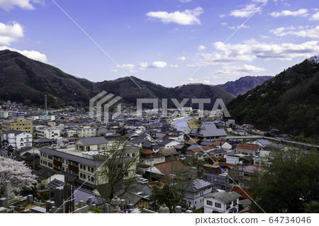 新見御殿町新見市容岡山縣新見市 64734046