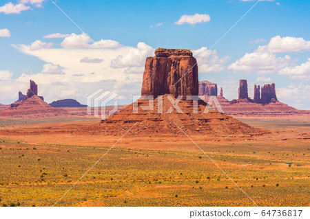 Monument Valley on the border between Arizona and 64736817