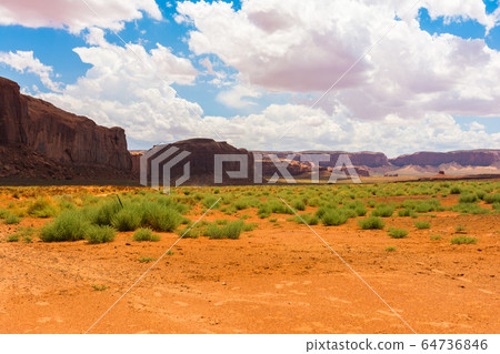 Monument Valley on the border between Arizona and 64736846