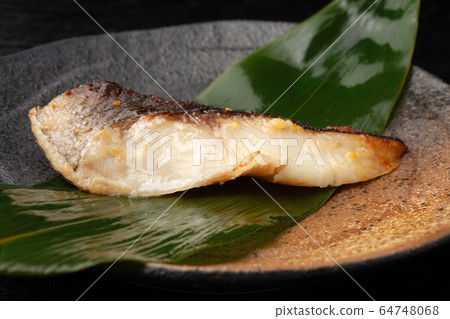 Saigaki grilled silver cod 64748068