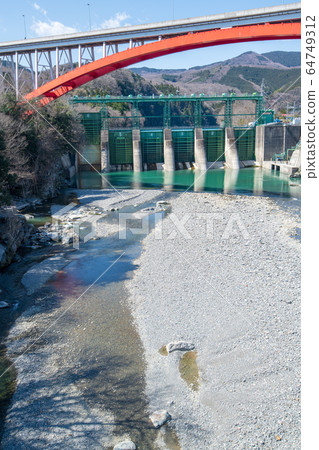 Scenery from Orihara Bridge, Tamayodo Dam, Yorii Town, Saitama Prefecture 64749312