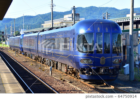 京都丹後鐵道三山線線的風景和景色 京都丹後鐵道三山線線的風景和景色 64750914
