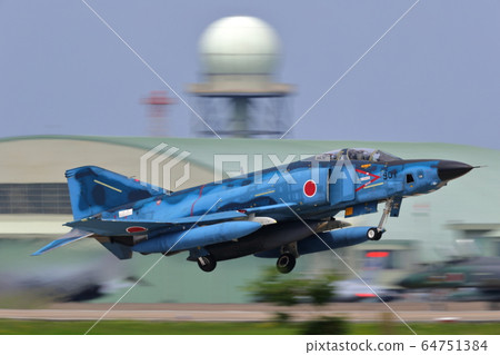 JASDF戰鬥機起飛RF-4E近海迷彩 64751384