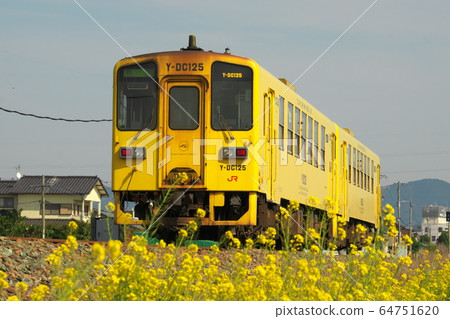 久定線列車 64751620