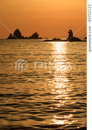 Shizuoka Nishi Izu _ Otako coastal sunset 64752115