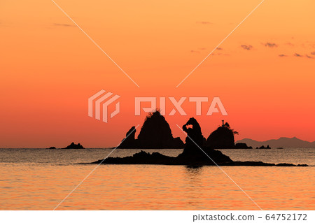 Shizuoka Nishi Izu _ Otako coastal sunset 64752172