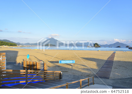 Wakasa Wada beach scenery 64752518