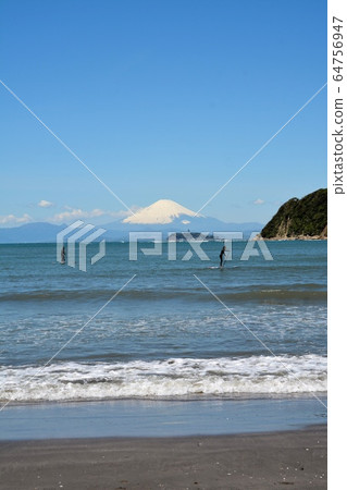 Early spring World Heritage Mt. Fuji and ocean 64756947
