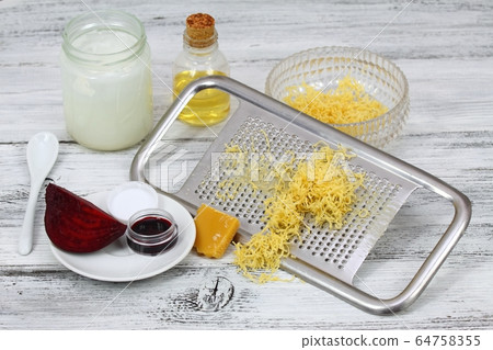Homemade lip balm made from beeswax and  olive 64758355