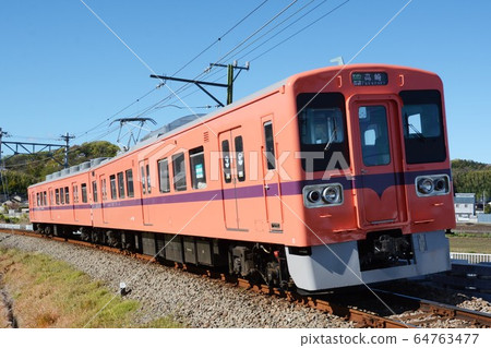 穿越關東平原的中信電鐵700型 穿越關東平原的中信電鐵700型 64763477