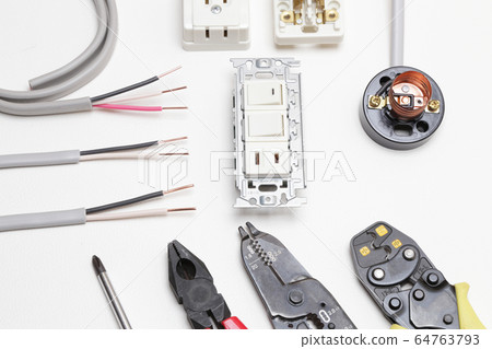 電力工作的圖像 電力工作的工具和設備 64763793