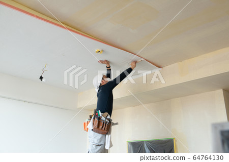 Craftsman who does interior work Craftsman who does interior work 64764130
