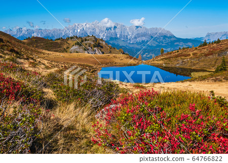 Autumn alpine Kleiner Paarsee or Paarseen lake, Autumn alpine Kleiner Paarsee or Paarseen lake, 64766822