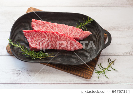 大理石牛排 64767354