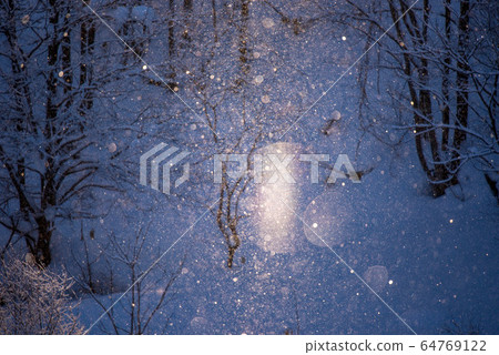 大自然的奧秘鑽石粉的閃光 大自然的奧秘鑽石粉的閃光 64769122