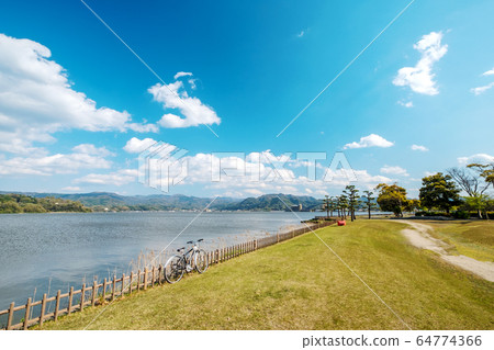Tottori Togo Pond Early Summer Cycling Image 64774366