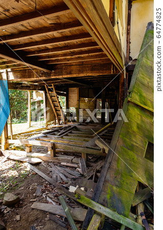 Ruins of an extinct village 64774825