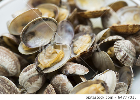 Sake Steamed Clam  64777013