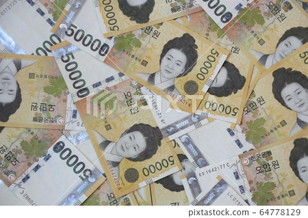 Fifty thousand bills Fifty thousand bills 64778129