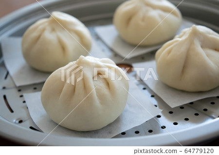 在家做meat頭，然後蒸 64779120