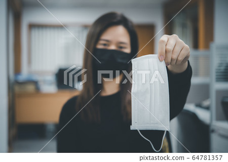 Woman wearing mask protection epidemic flu covid19 64781357