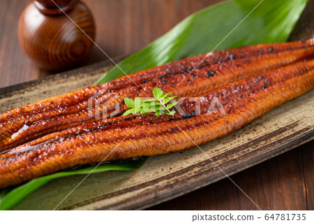 Grilled eel eel 64781735