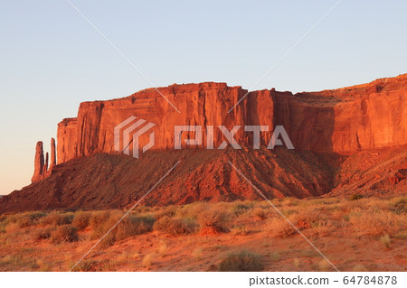 Original landscape of Monument Valley, USA Arizona Original landscape of Monument Valley, USA Arizona 64784878