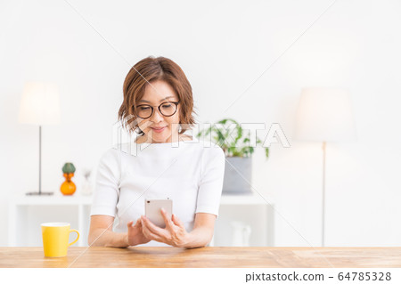 高級女人看片 高級女人看片 64785328