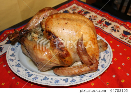 Family Feast: Roast Chicken and the Poetic Art of Color Family Feast: Roast Chicken and the Poetic Art of Color 64788105