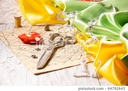 Set of items for cutting and sewing Set of items for cutting and sewing 64792643