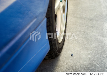 汽車,輪胎,側面,低角度 汽車,輪胎,側面,低角度 64793495