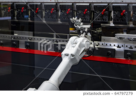 The hydraulic bending machine operation . 64797279
