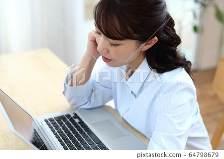 Female, person, woman Female, person, woman 64798679