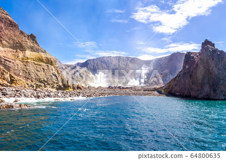Active Volcano at White Island New Zealand. Volcanic Sulfur Crater Lake Active Volcano at White Island New Zealand. Volcanic Sulfur Crater Lake 64800635