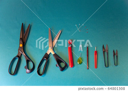 Sewing set cut scissors Sewing set cut scissors 64801308