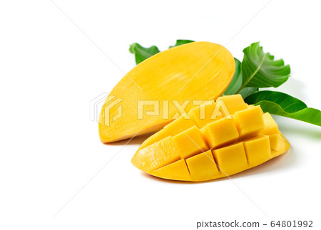 Delicious slide ripe yellow mango with green leaf 64801992