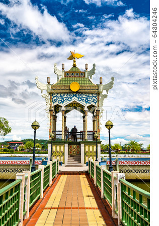 Royal Barge of Omar Ali Saifuddin Mosque in Bandar Seri Begawan, Brunei 64804246